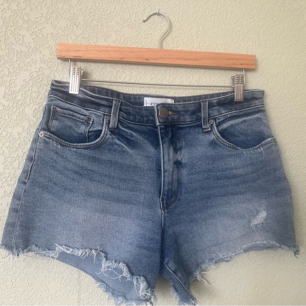 Evereve Blue Jean Shorts